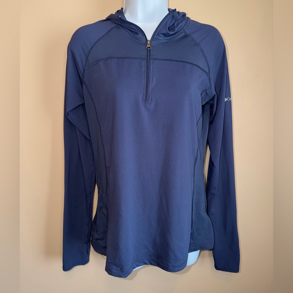 Columbia Women's Navy Blue Omni-Shade Hooded Quarter Zip